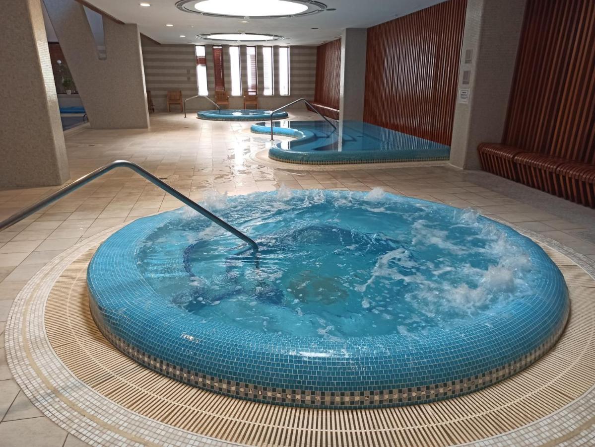 Luxury Dunapest With Spa And Pool Apartment