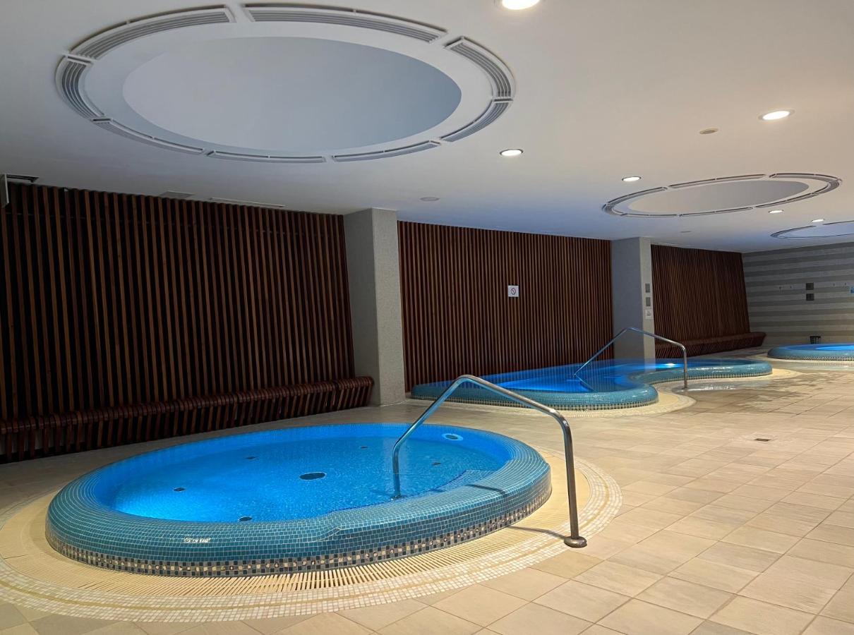 Apartment Luxury Dunapest With Spa And Pool