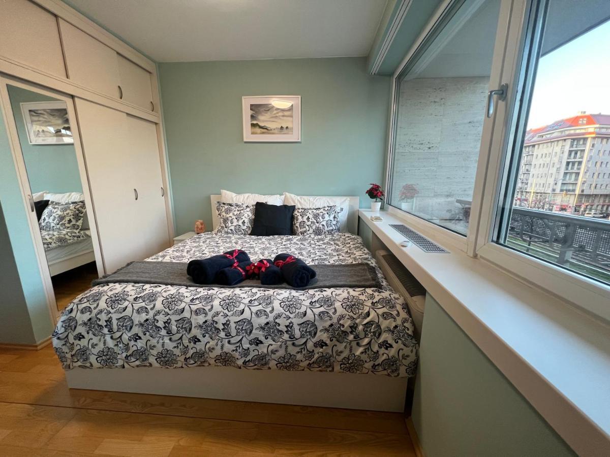Luxury Dunapest With Spa And Pool Apartamento Budapeste